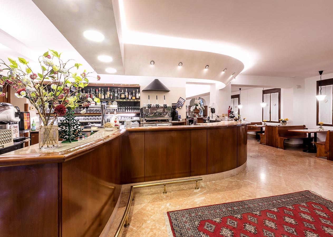 Il Novecento Hotel Casarsa della Delizia Bagian luar foto
