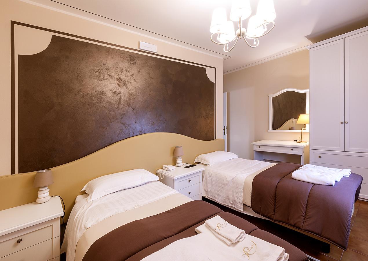 Il Novecento Hotel Casarsa della Delizia Bagian luar foto